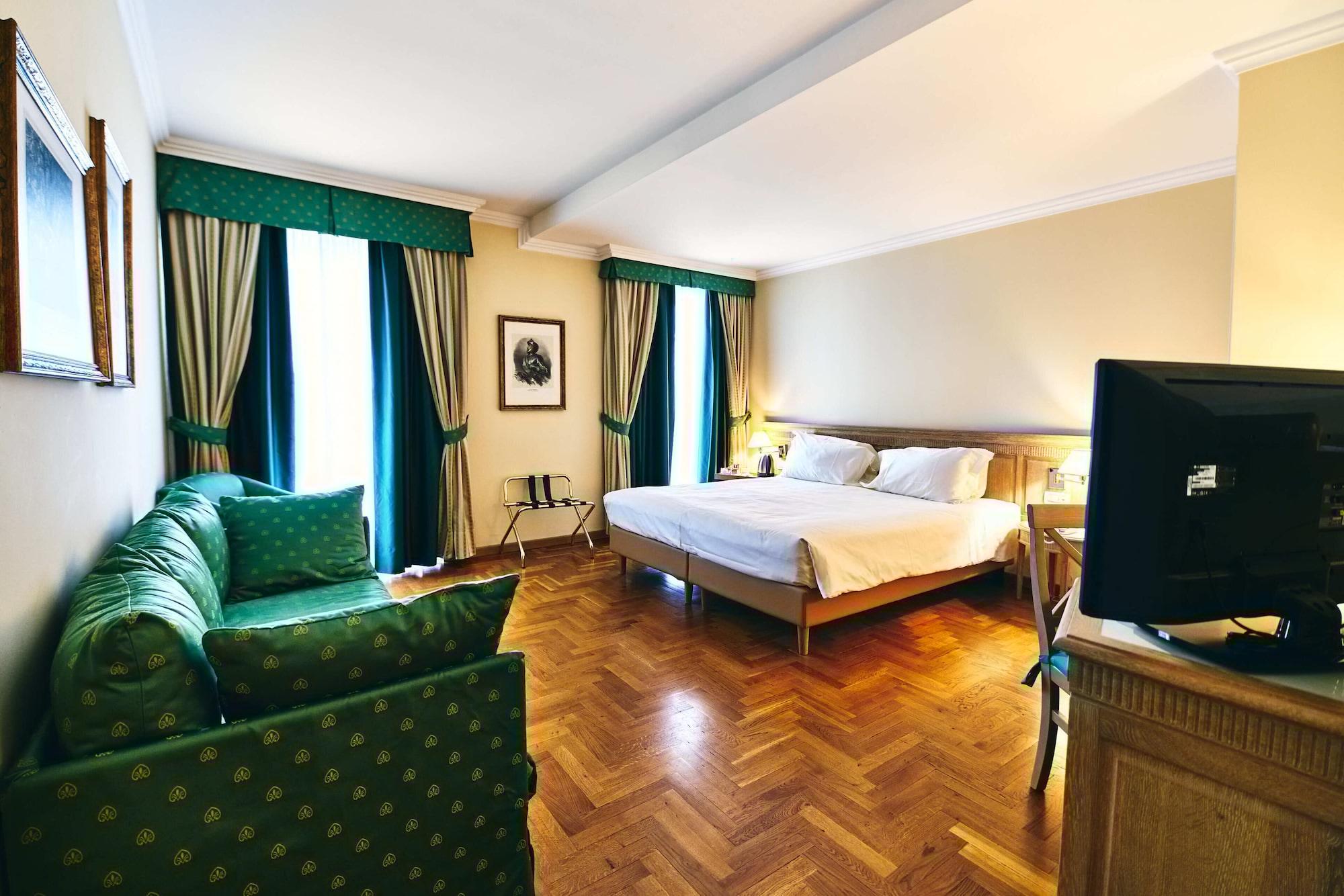 Ambassador Palace Hotel Udine Exterior foto